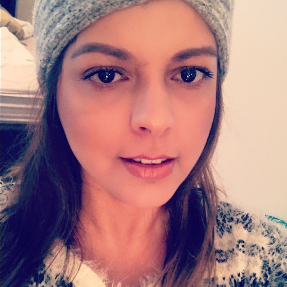 Meet your Posher, Lorena